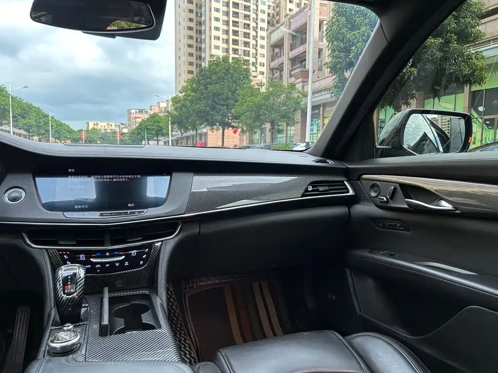 Cadillac CT6 — миниатюра 21