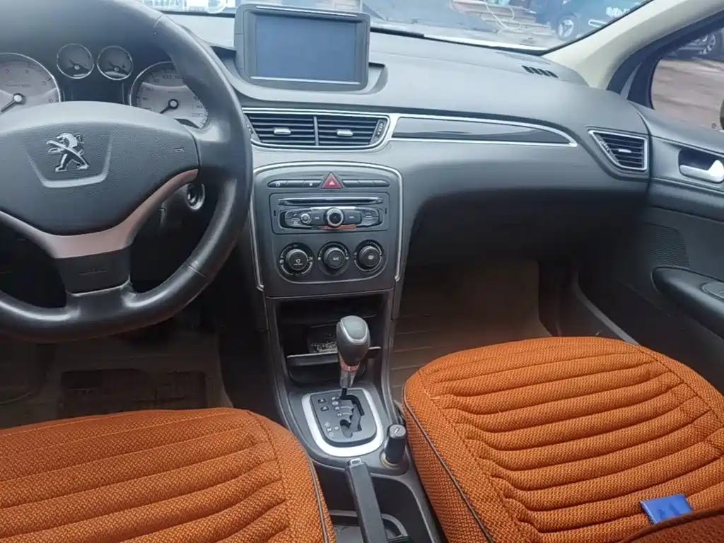 Peugeot 308 — миниатюра 13