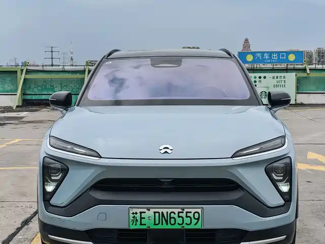 2021 Nio ES6