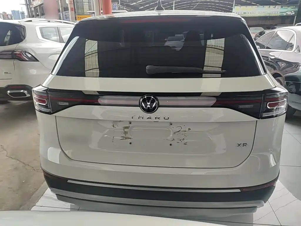 Volkswagen Tharu
