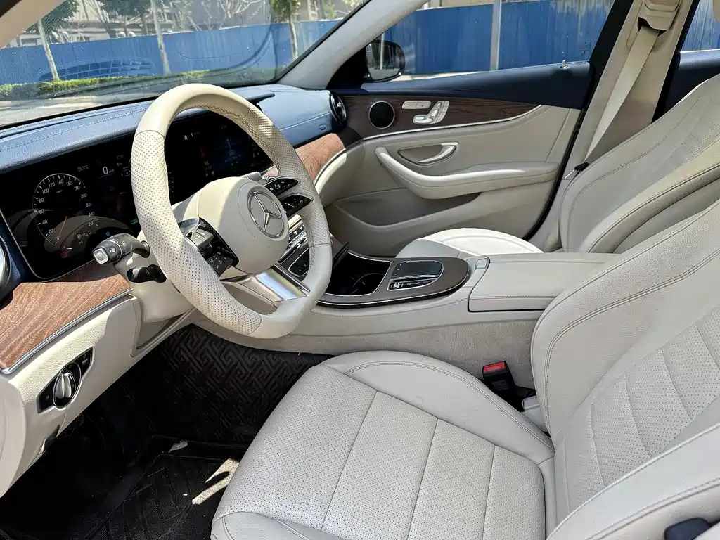Mercedes-Benz E-Class E 2023 E 350 e L Sport