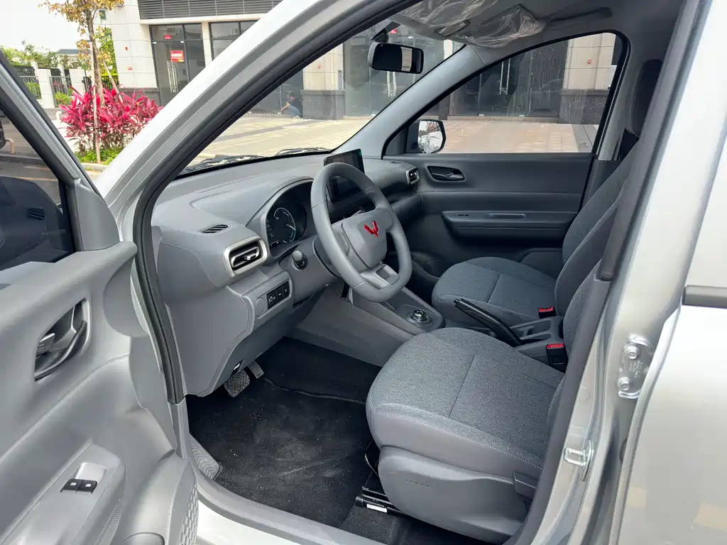 Wuling Hongguang EV 2024 Electric 300KM