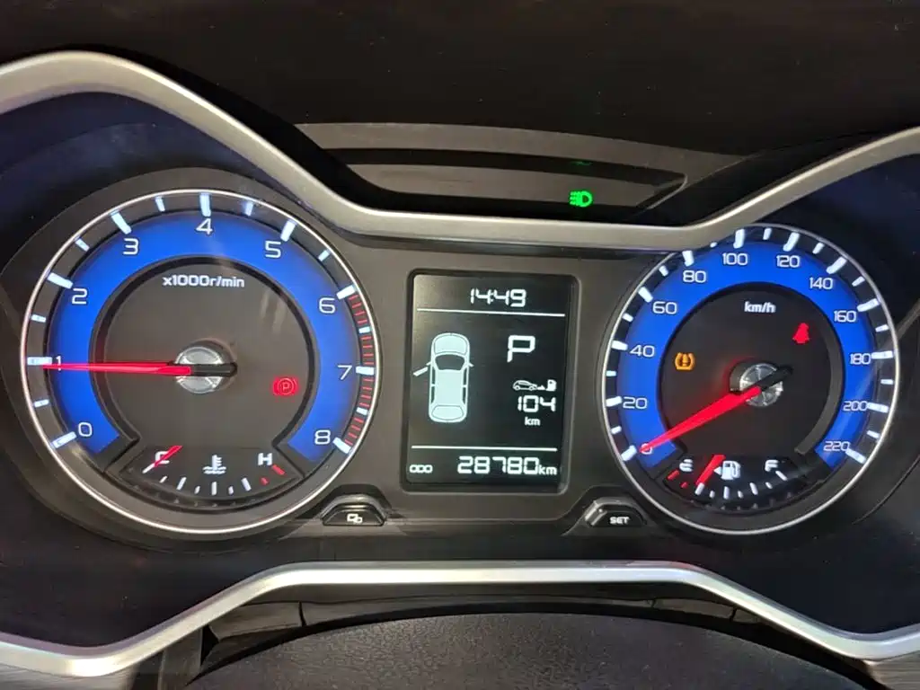 Geely Vision X3 — миниатюра 12