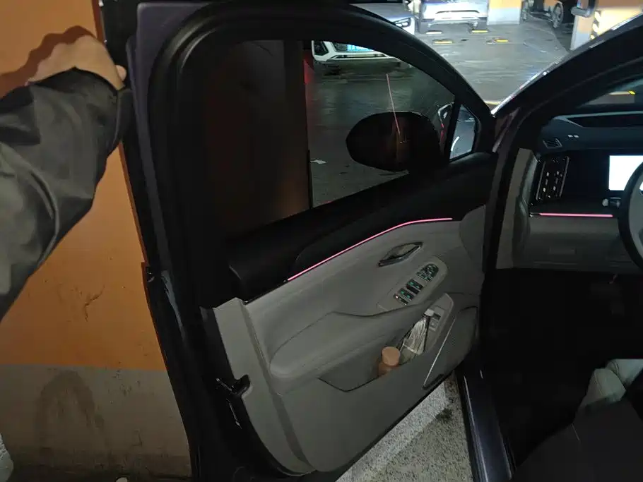 BYD Song Ultra — миниатюра 7