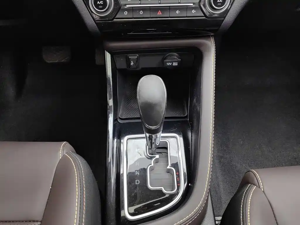 Changan Eado DT — миниатюра 13