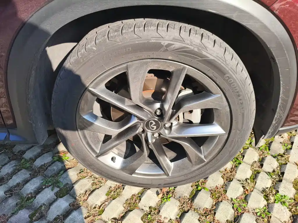 Infiniti QX50 — миниатюра 24