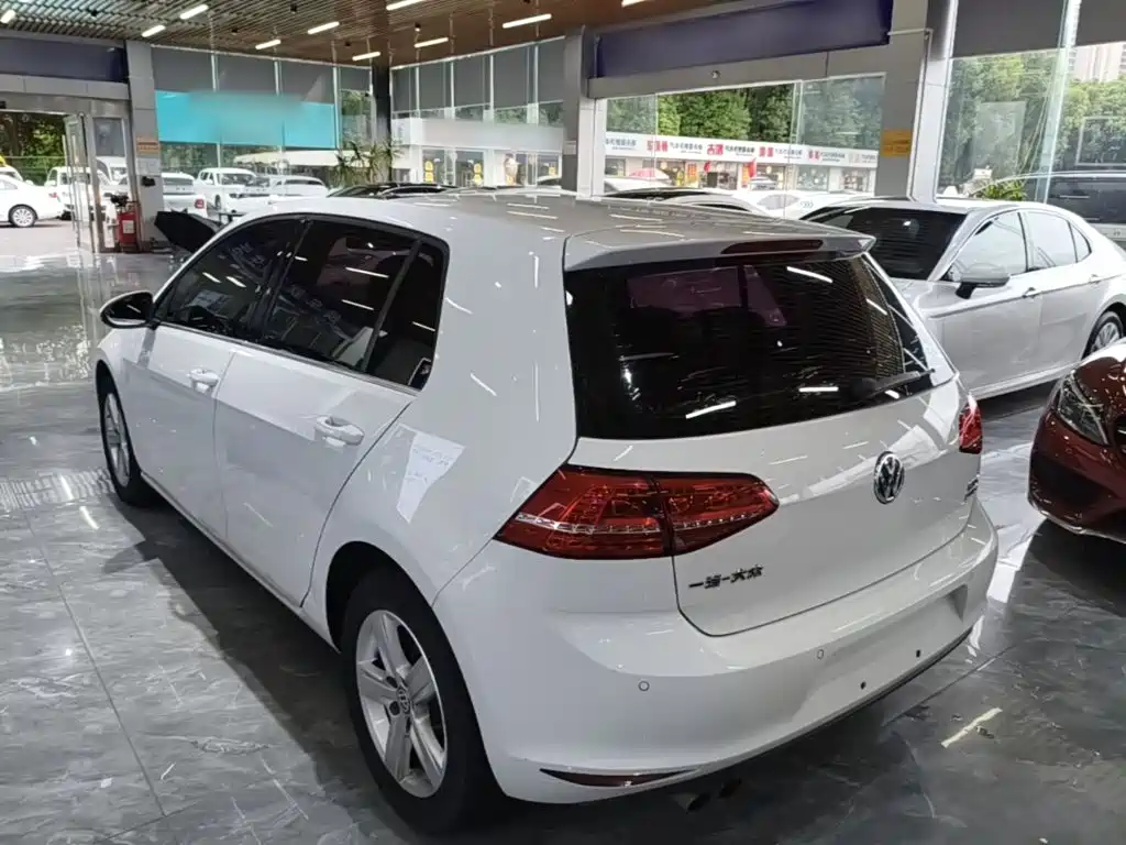 Volkswagen Golf — миниатюра 5