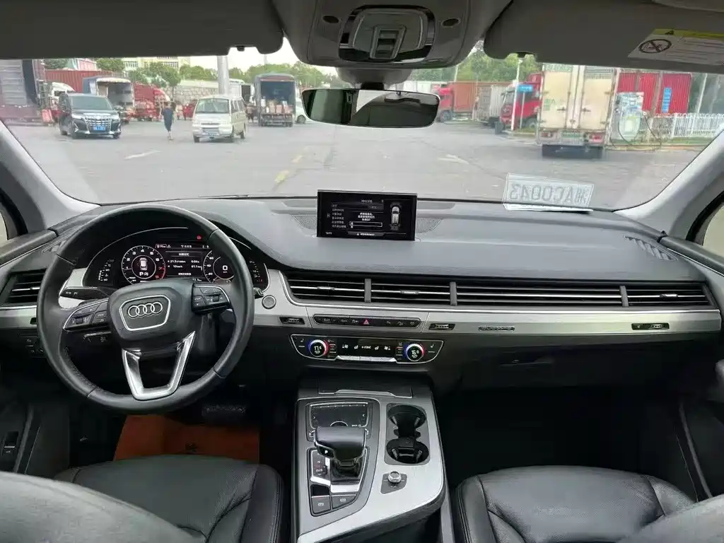 Audi Q7 2018 40 TFSI Comfort