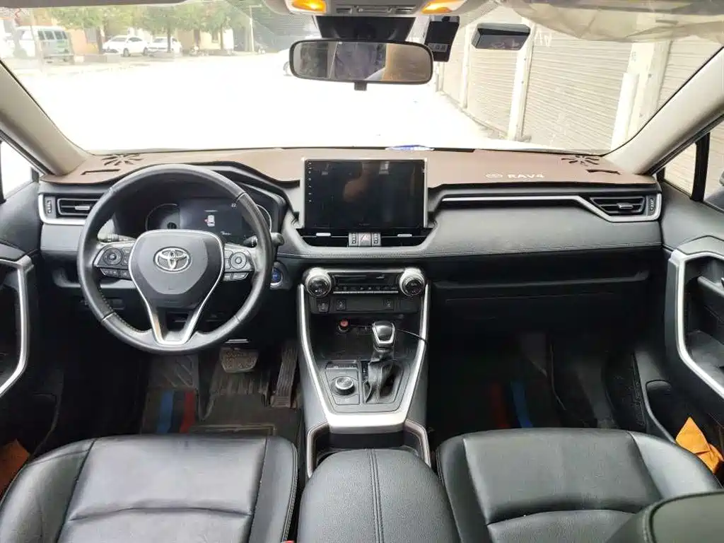 TOYOTA RAV4 RONGFANG