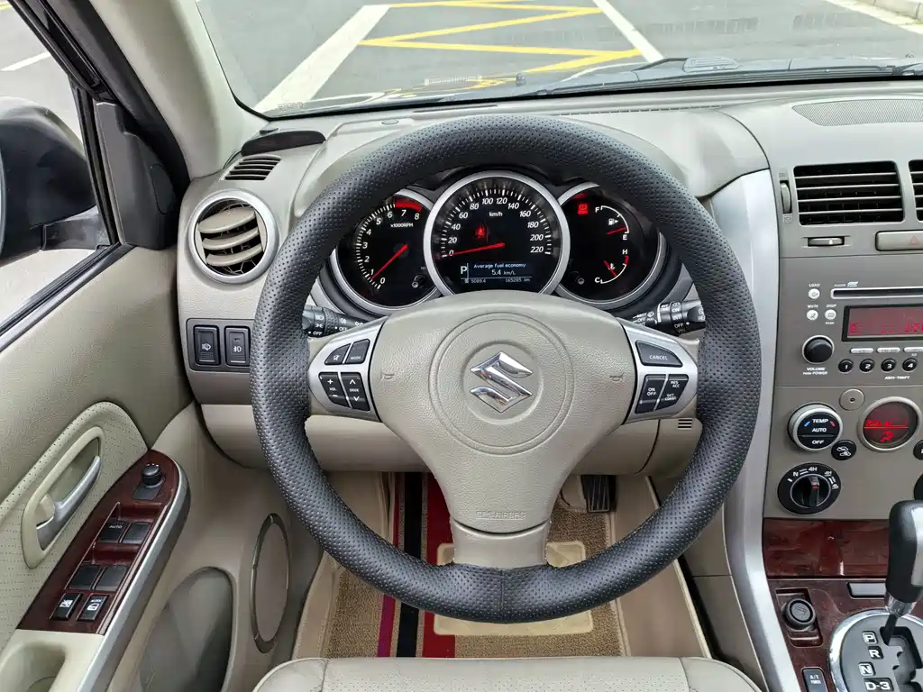 Suzuki Grand Vitara — миниатюра 8