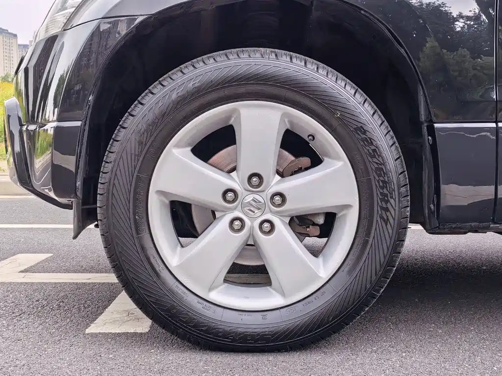 Suzuki Grand Vitara — миниатюра 12