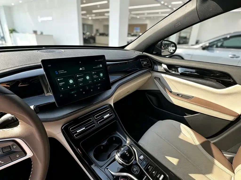 BYD Qin PLUS — миниатюра 10