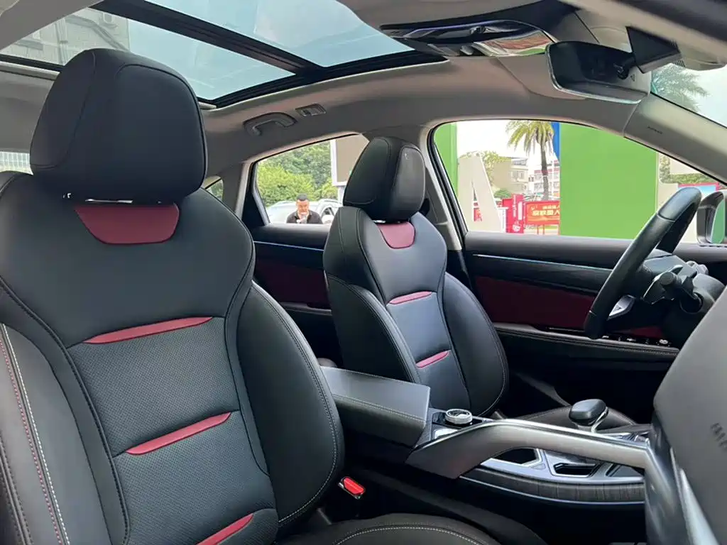 Geely Xingyue — миниатюра 14