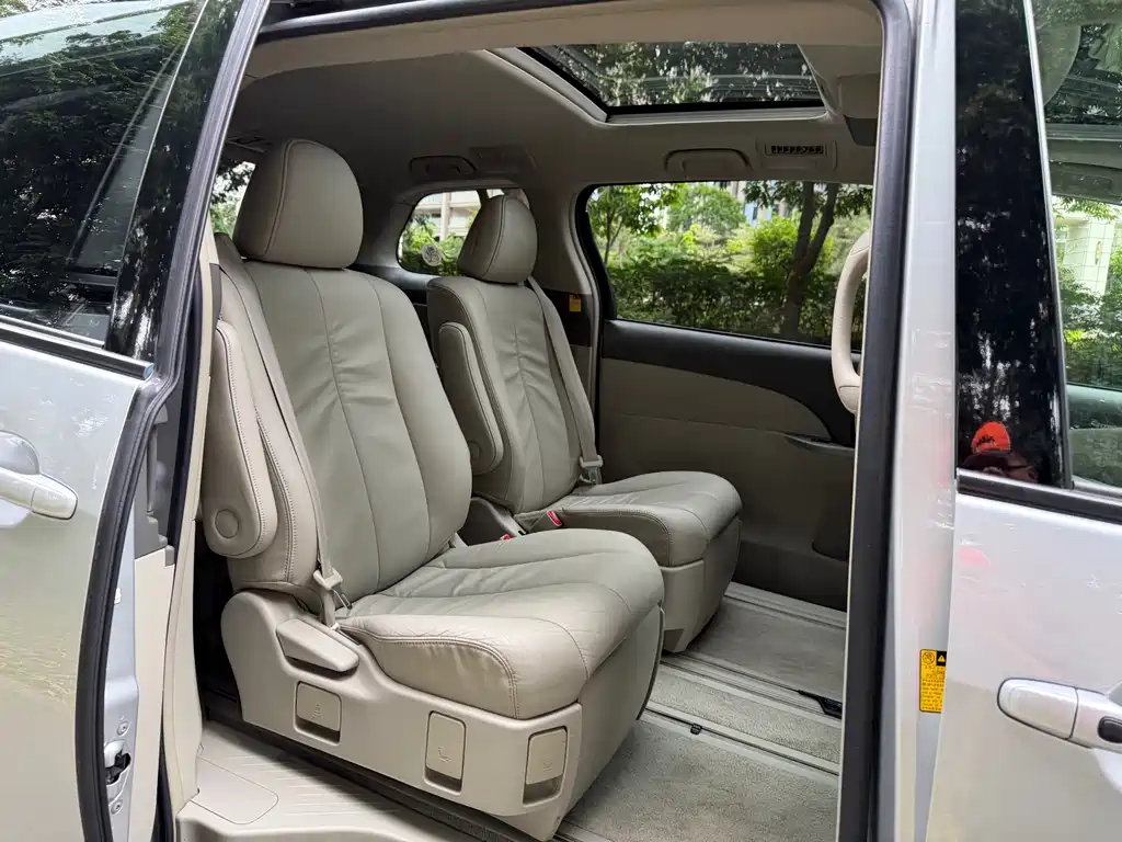 Toyota Previa 2006 2.4L 7 Luxury