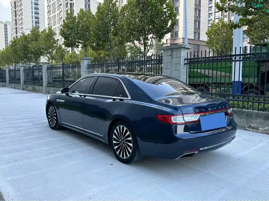 Lincoln Continental — миниатюра 4