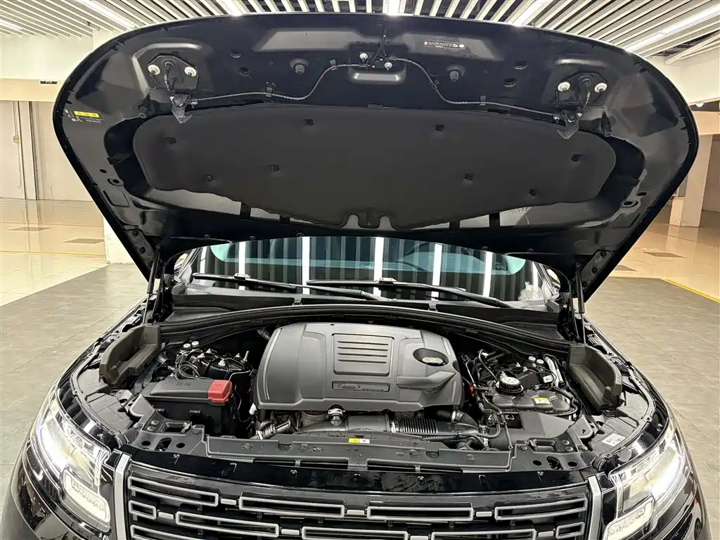 Land Rover Range Rover Velar 2024 — фото 21