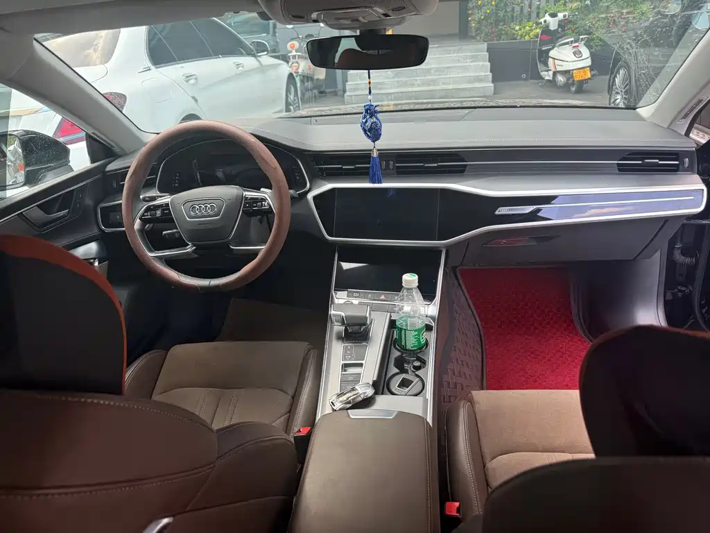Audi A7L 2024 45TFSI S-line
