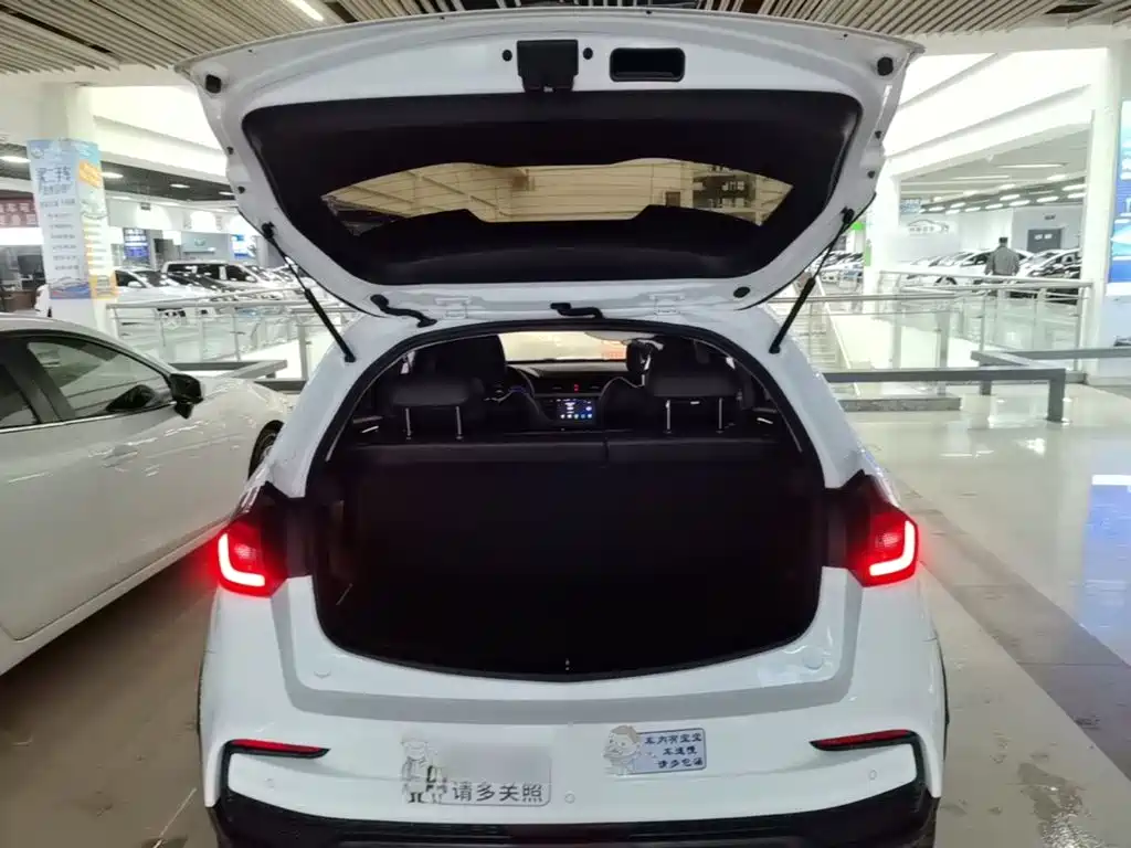 Geely Vision X3 — миниатюра 19