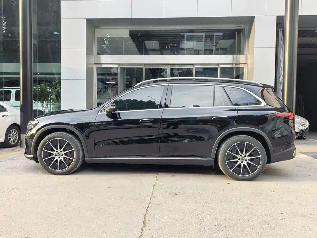 Mercedes-Benz GLC New Energy — миниатюра 8