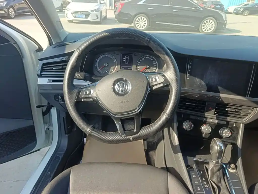 Volkswagen Bora — миниатюра 11