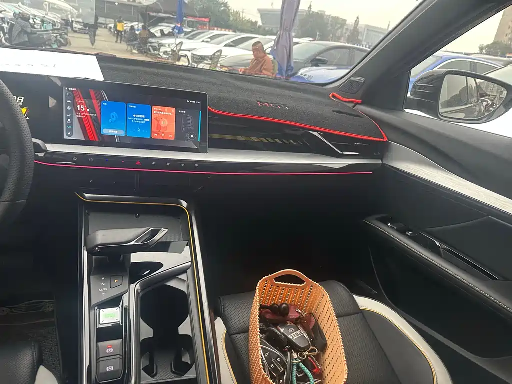 MG 5 2022 1.5T Luxury