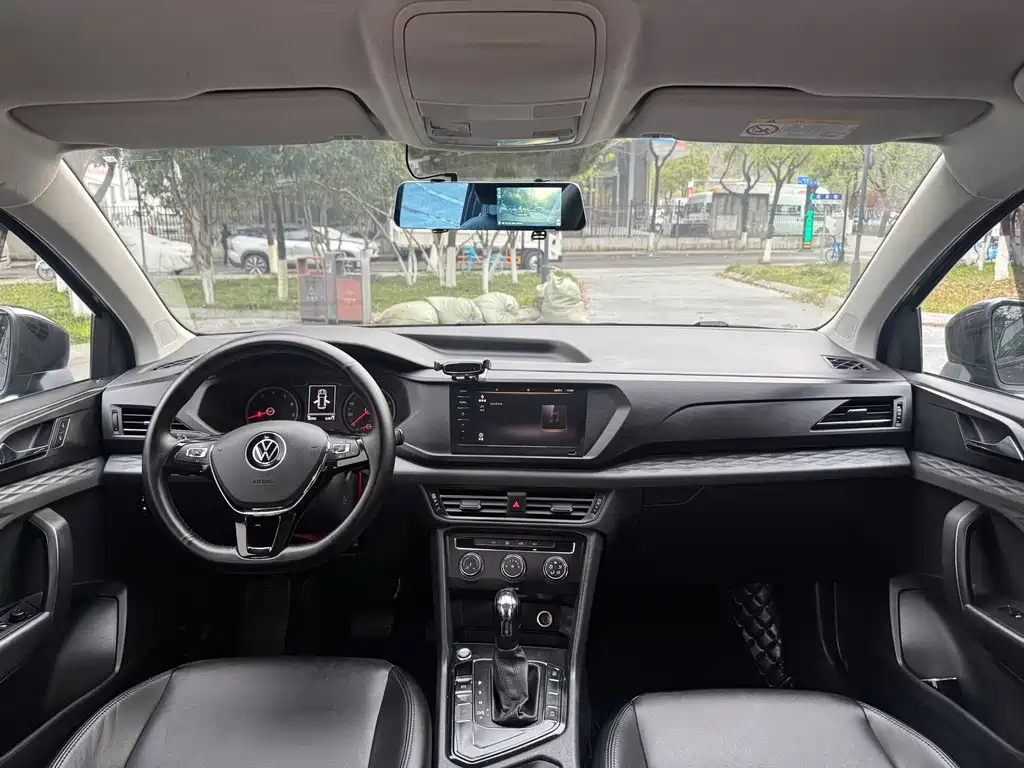 Volkswagen Tharu — миниатюра 12
