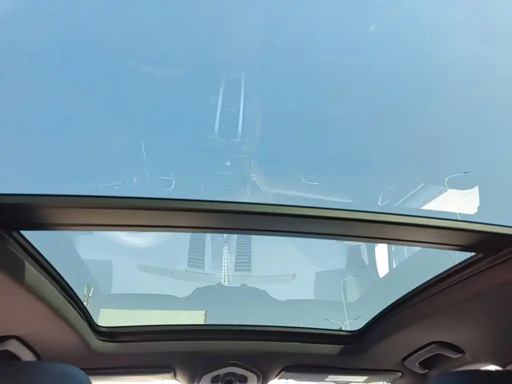 Porsche Macan — миниатюра 18