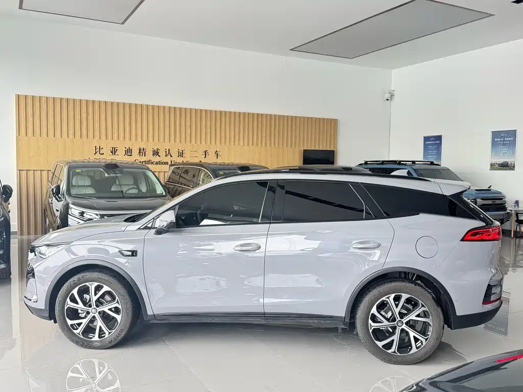 BYD Tang 2025 Smart Drive DM-i 115KM Flagship