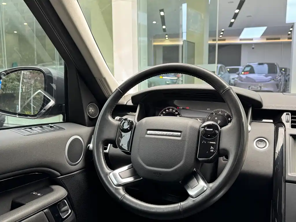 Land Rover Discovery — миниатюра 12