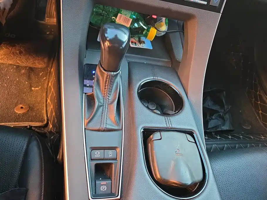 Toyota Avalon — миниатюра 16