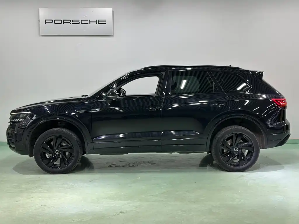 Volkswagen Touareg — миниатюра 7