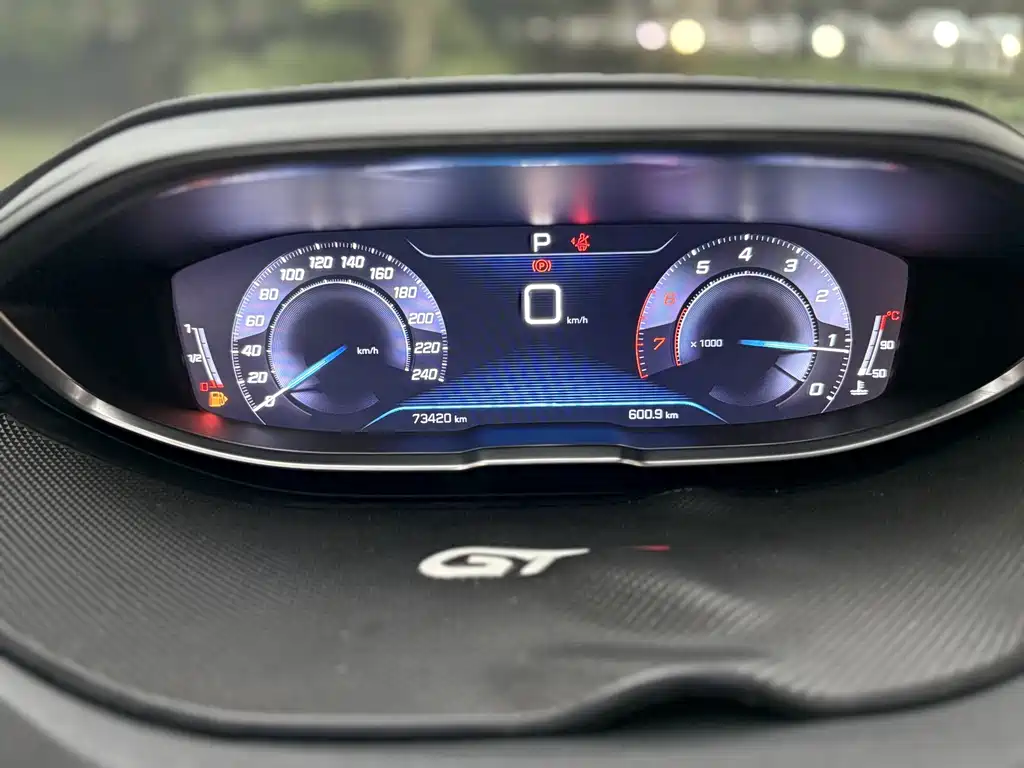 Peugeot 5008 — миниатюра 9