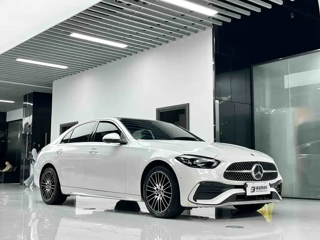 Mercedes-Benz C-Class — миниатюра 3