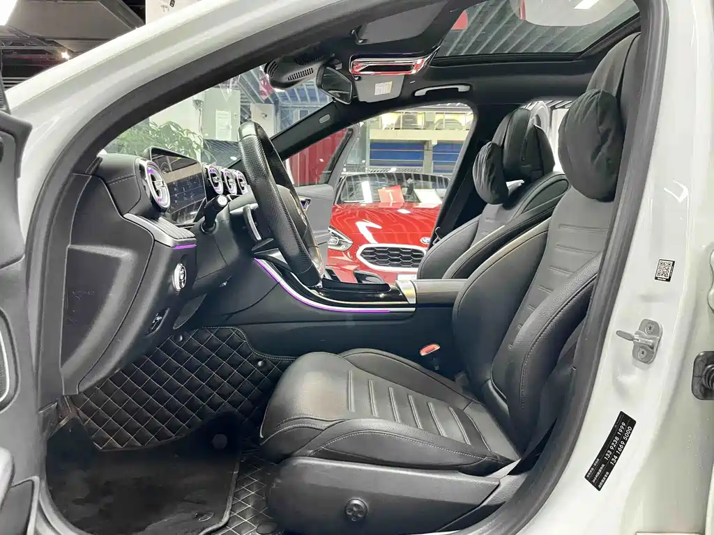 Mercedes-Benz C-Class — миниатюра 8