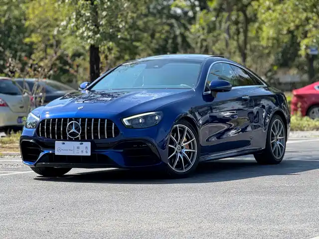 MERCEDES-BENZ E CLASS