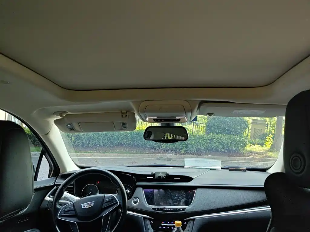 Cadillac XT5 — миниатюра 9