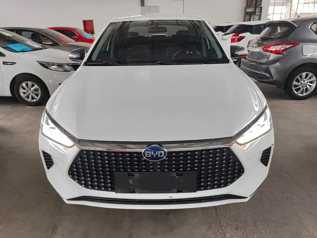 BYD e3 — миниатюра 3