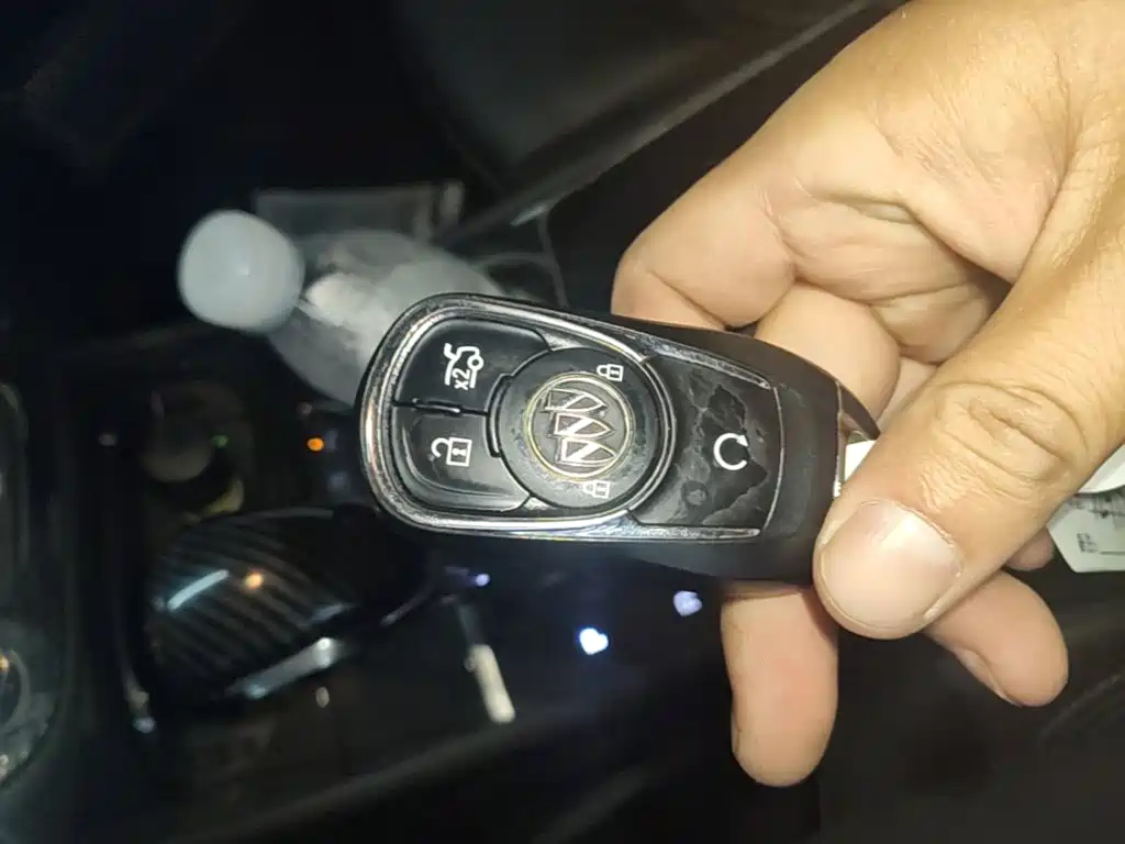 Buick Verano — миниатюра 9