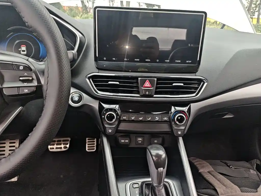 Hyundai Fista — миниатюра 13