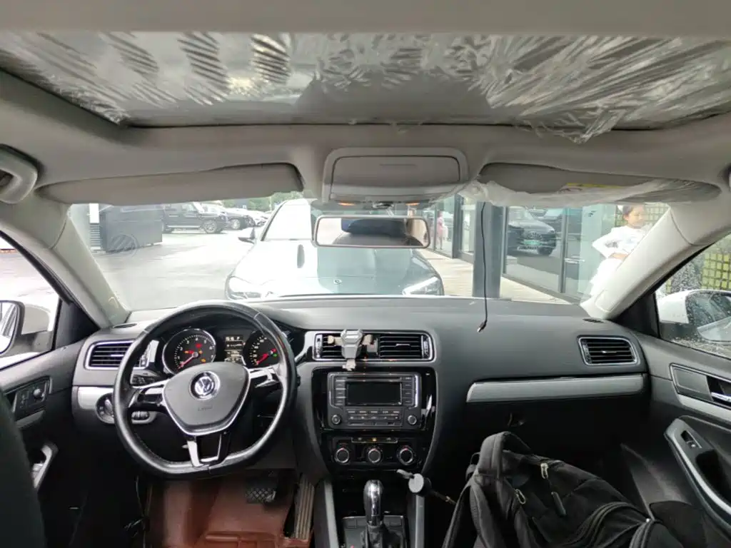 Volkswagen Sagitar — миниатюра 23