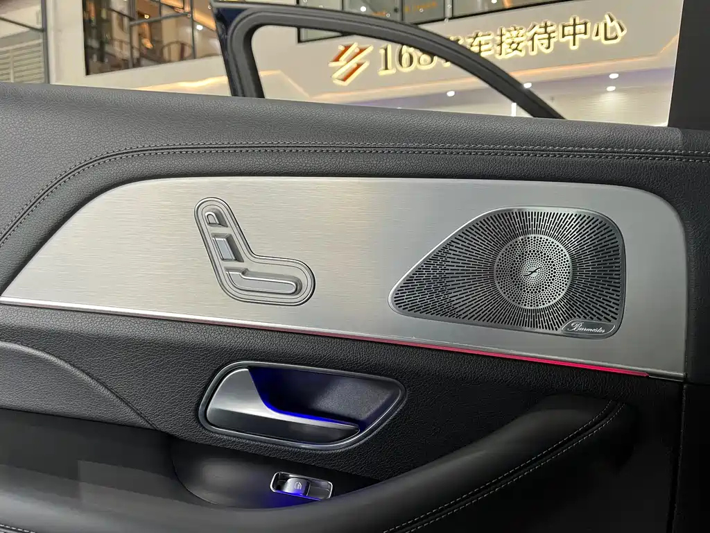 Mercedes-Benz GLE AMG — миниатюра 13