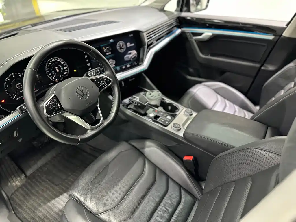 Volkswagen Touareg — миниатюра 20