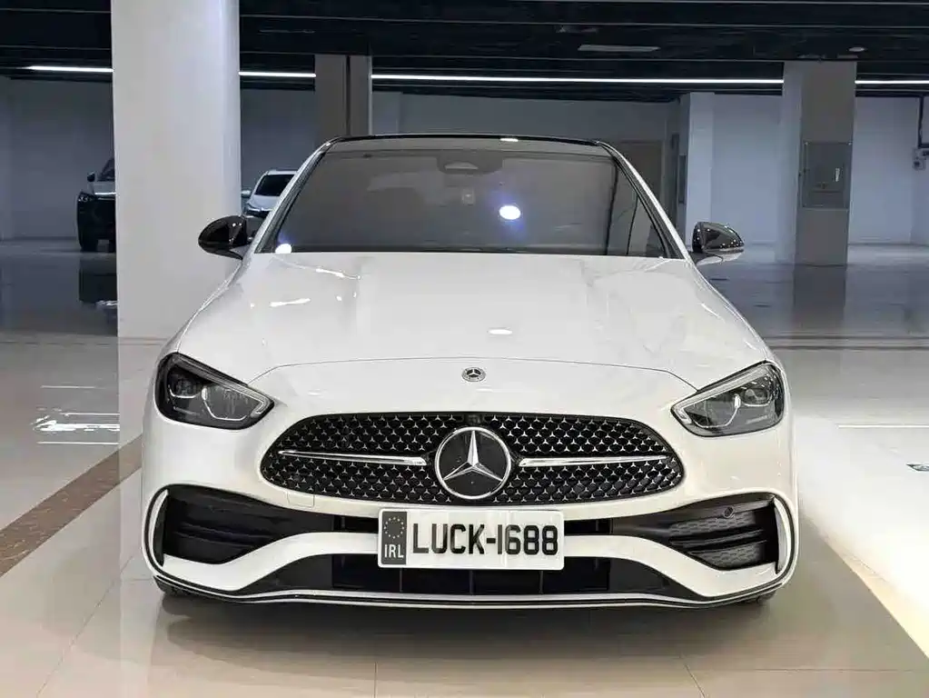 Mercedes-Benz C-Class — миниатюра 2