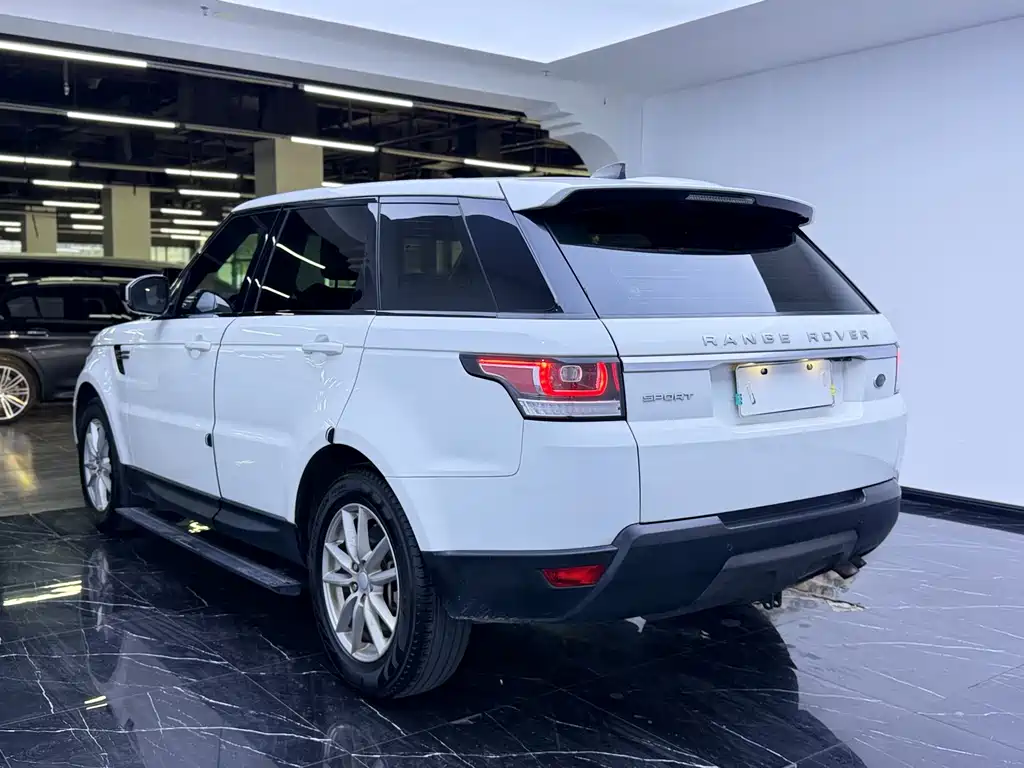 Land Rover Sport — миниатюра 10