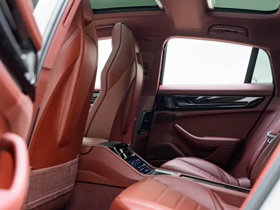 Porsche Panamera — миниатюра 10
