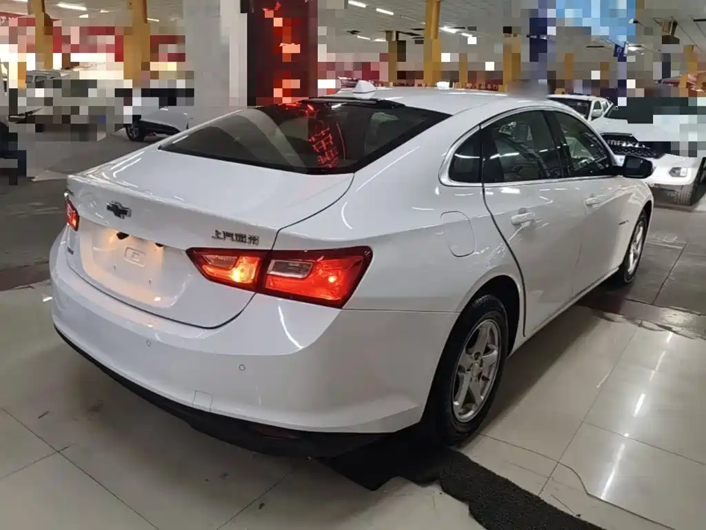 Chevrolet Malibu XL — миниатюра 7