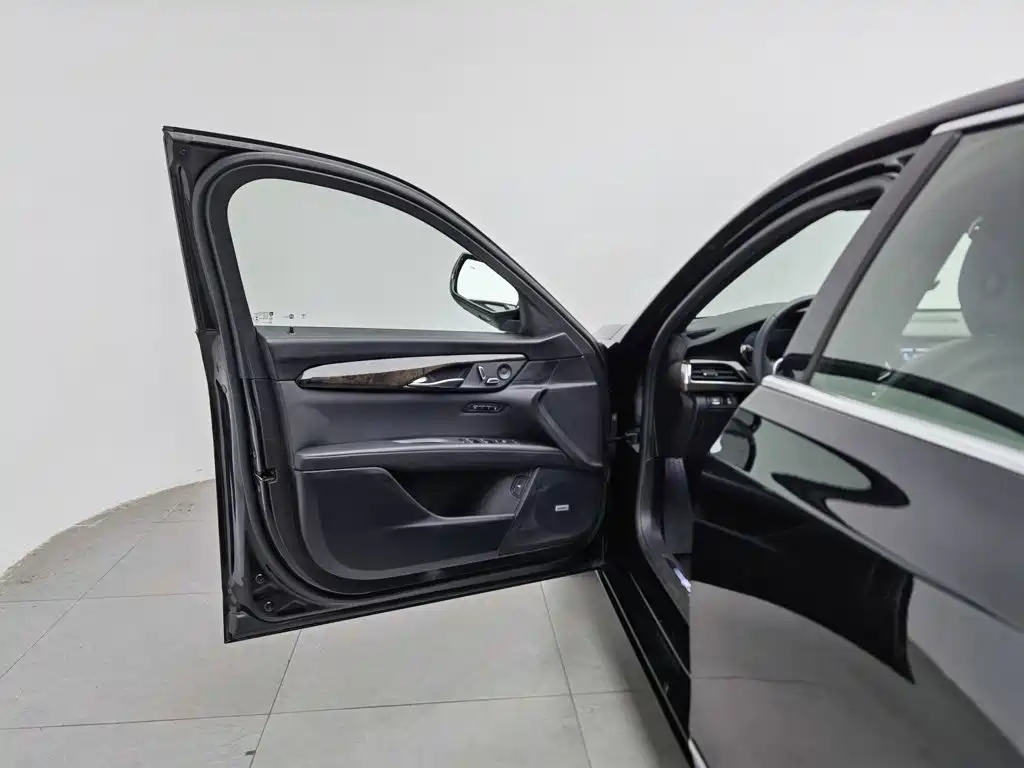 Cadillac CT6 — миниатюра 8