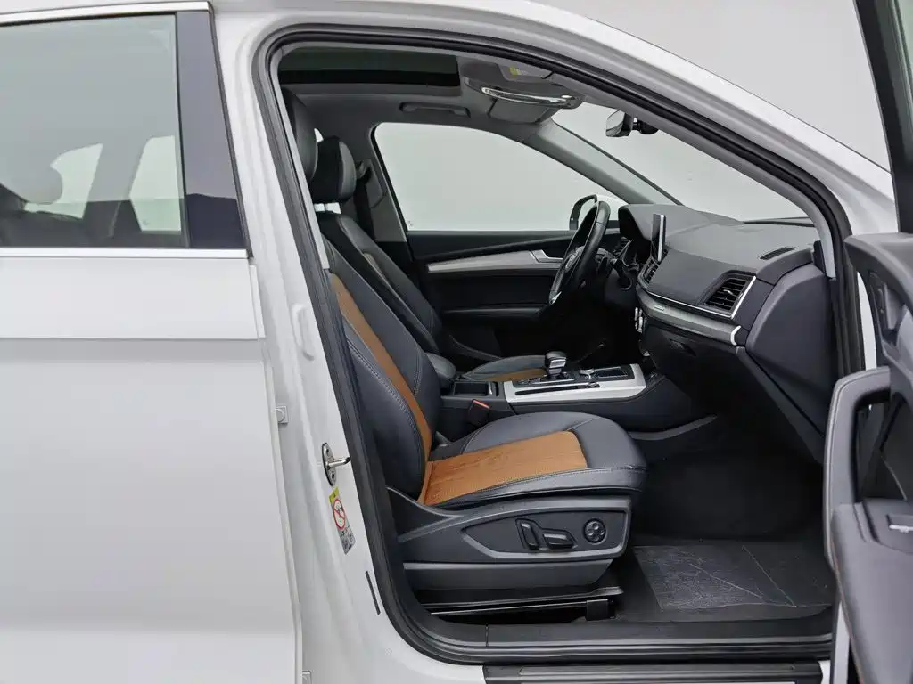 Audi Q5L — миниатюра 23