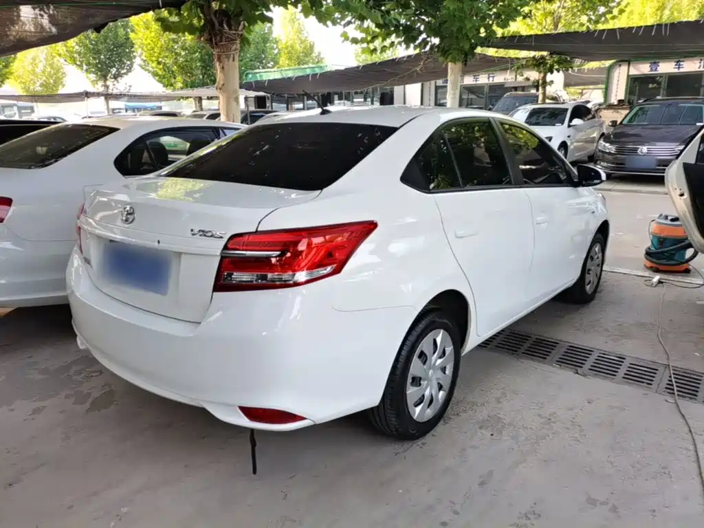 Toyota Vios — миниатюра 7
