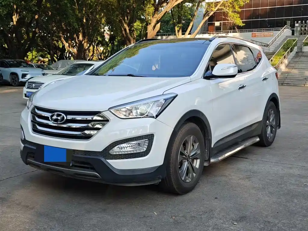 Hyundai Santa Fe 2016